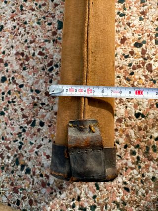 Antigua funda dura de arma escopeta o fusil