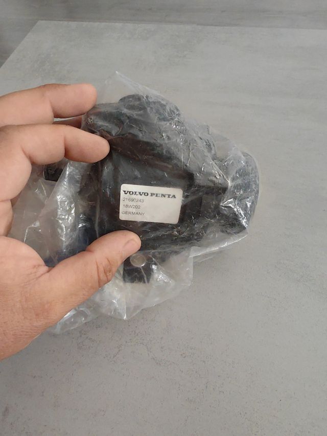 Volvo penta oil trap