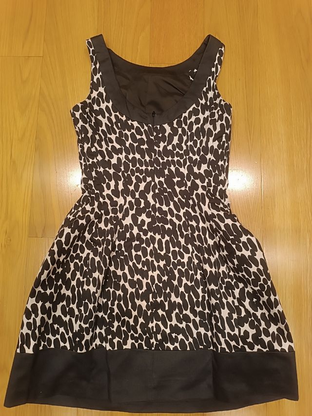 Vestido manchas beige y negro