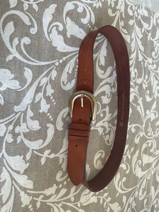 Cinturón de piel