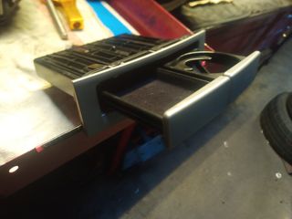 Cassetto porta bibite -bichiere Alfa 147