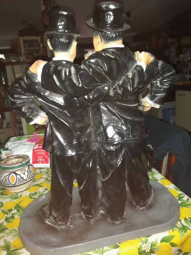 Statua stanlio ollio