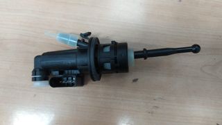 BOMBA DE EMBRAGUE VAG . 511031810 LUK