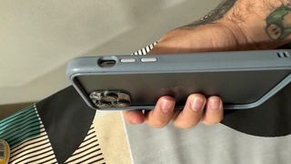 Funda iphone 13 pro max Rinoshield CrashGuard
