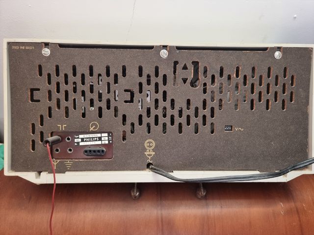 REBAJADA RADIO ANTIGUA PHILIPS