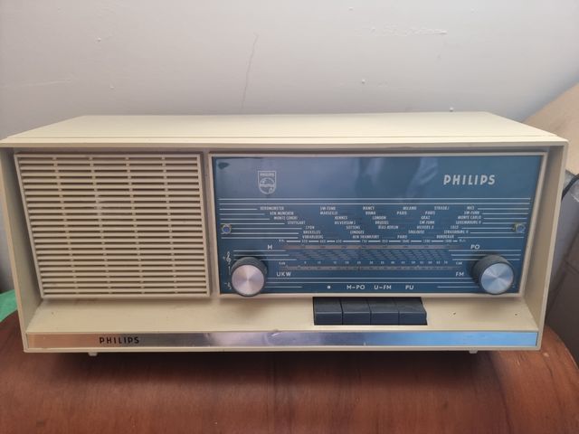 REBAJADA RADIO ANTIGUA PHILIPS