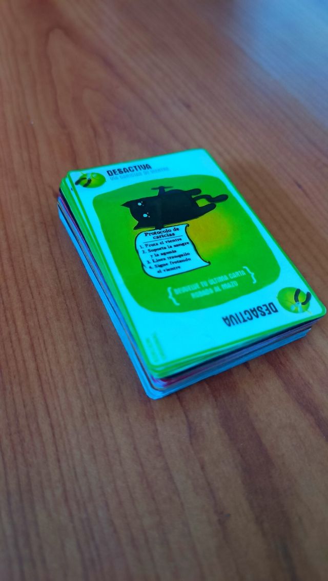 🃏 Gatitos Explosivos (Exploding Kittens)