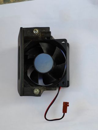 Ventilador sunon de 12 v y 2,2 w