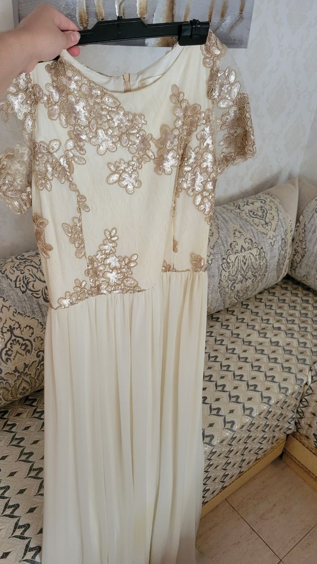 Vestido beige