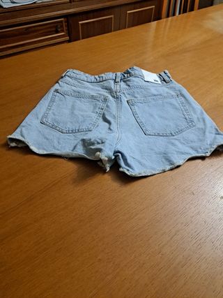 Pantalón Zara 