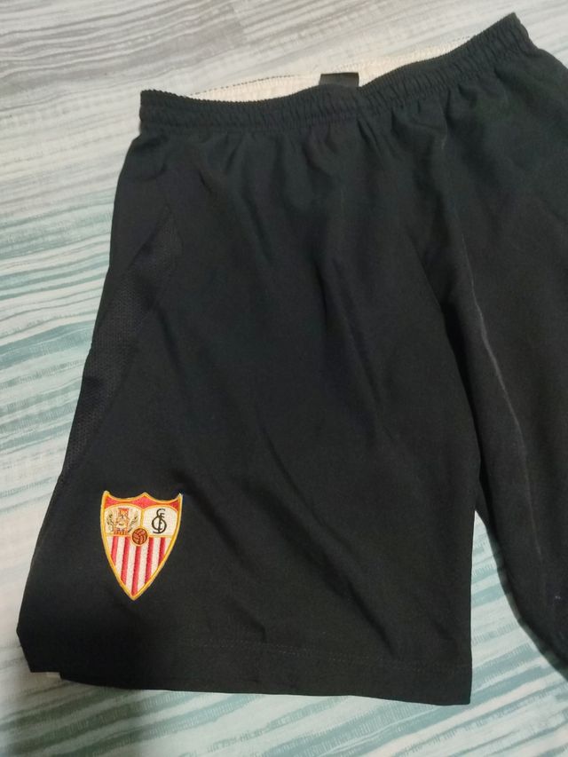 Calzonas del Sevilla