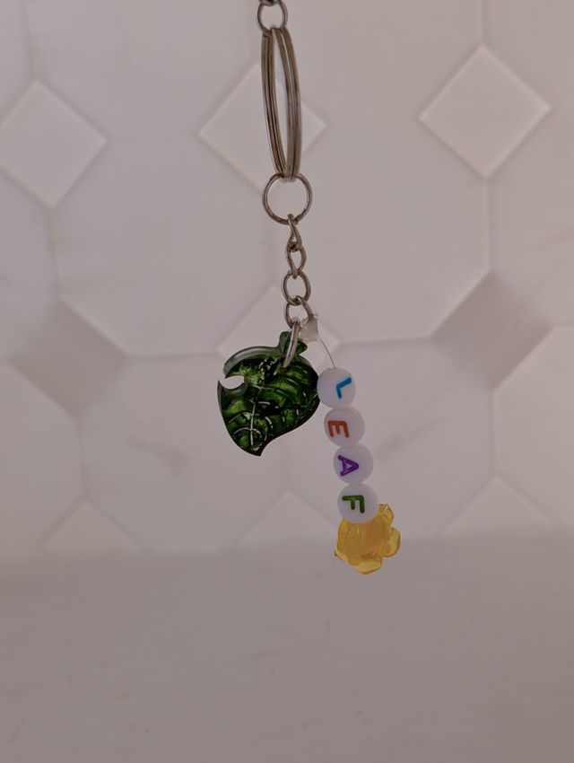 Llavero resina animal crossing/patita de gato