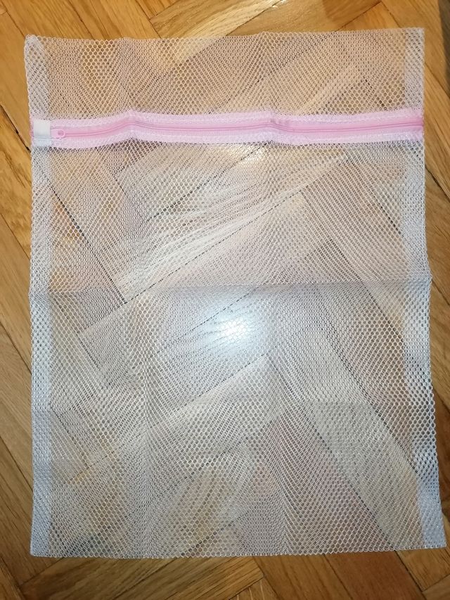 2 bolsas lavandería. Nuevas. 40*50cm.