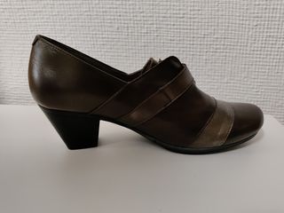 Zapatos tacón ancho Pitillos