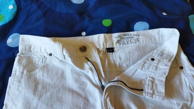 Pantalón corto de hombre