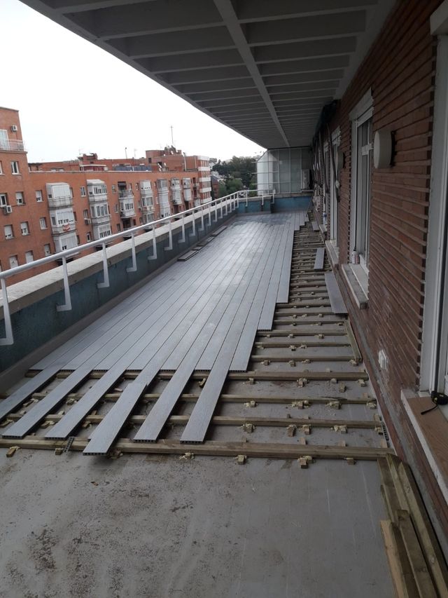 Tarima de composite instalación y reparaciones