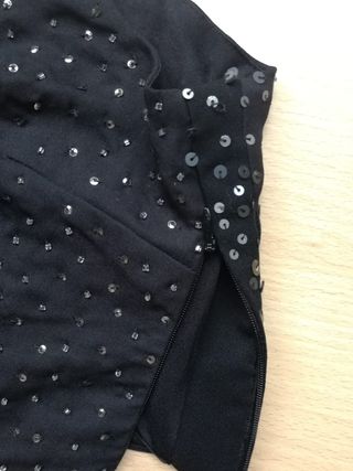 Crop top negro lentejuelas Zara