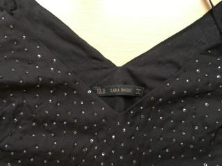 Crop top negro lentejuelas Zara