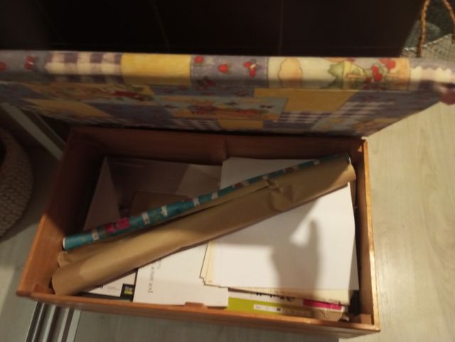 Baúl madera con asiento acolchado