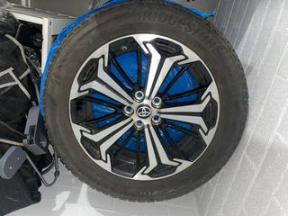 Ruedas Toyota RAV4 invierno con llantas cromo