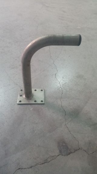 Soporte para antena parabólica
