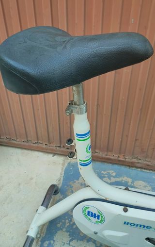 Bicicleta antigua BH