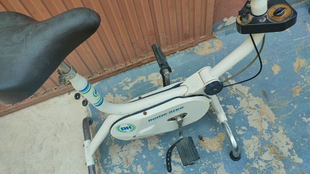 Bicicleta antigua BH