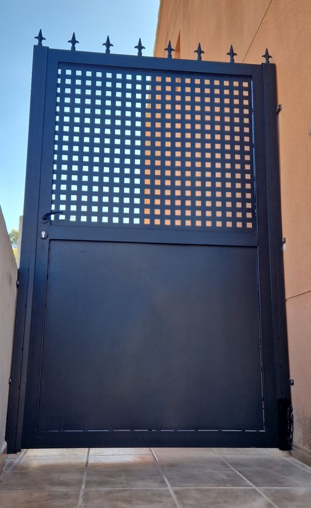 Reja ,puerta de hierro , rack de gym... soldador.