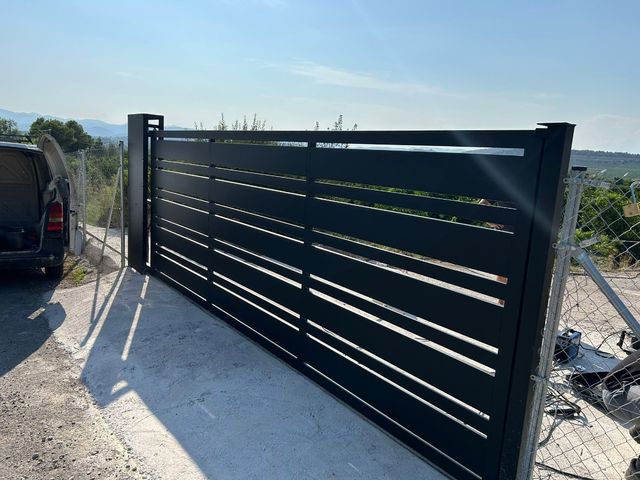 Reja ,puerta de hierro , rack de gym... soldador.