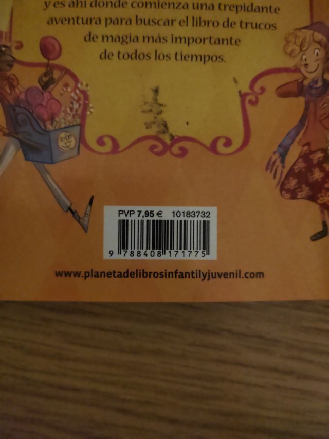 Libro la vuelta al mundo de lila