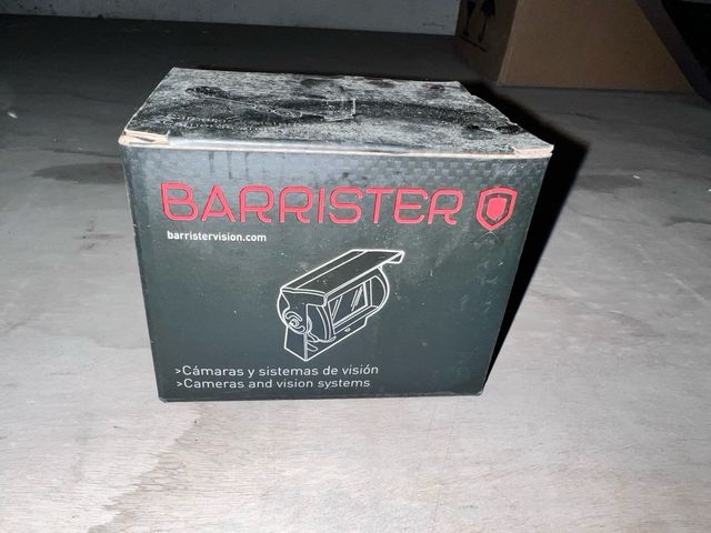 Camara marcha atras BRV-400 Barrister