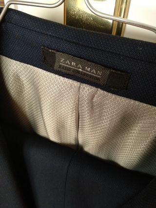 Traje juvenil azul oscuro zara seminuevo