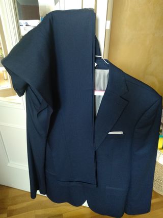 Traje juvenil azul oscuro zara seminuevo