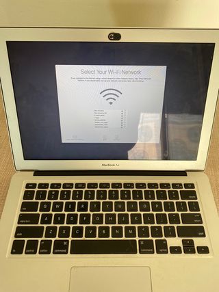 Macbook air (13-inch. 2017)