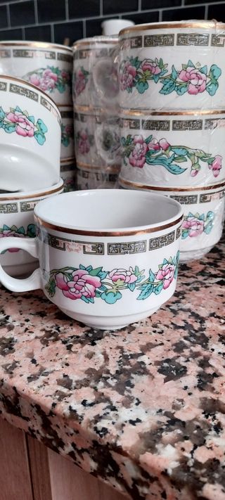 Tazze inglesi per tè.