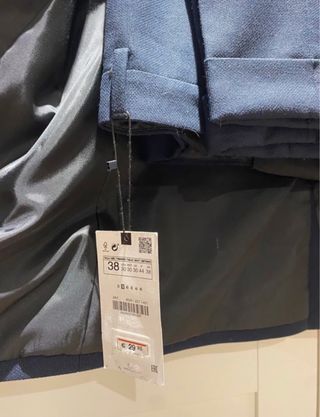 Traje de hombre azul marino