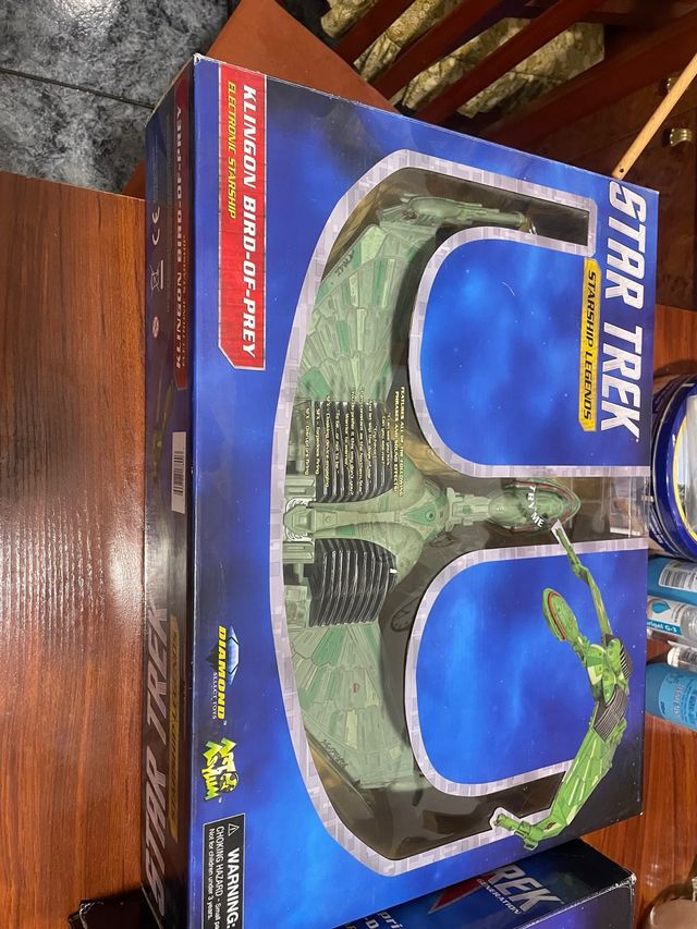 Klingon bird of Prey Star trek