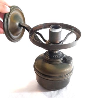 Antica Lampada ad olio in ottone elettrificata