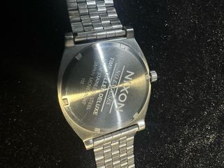 Reloj NIXON clasico vintage 