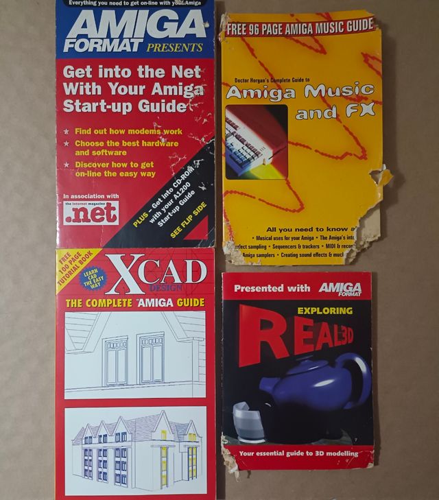 Lote 8 libros ordenador Amiga + 4 regalo