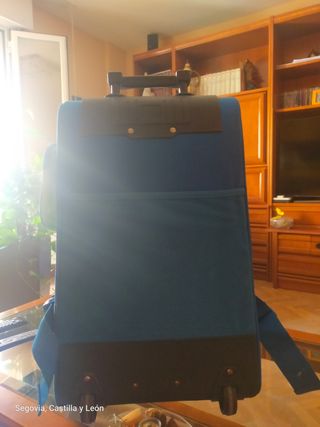 Maleta gran capacidad. Nueva 