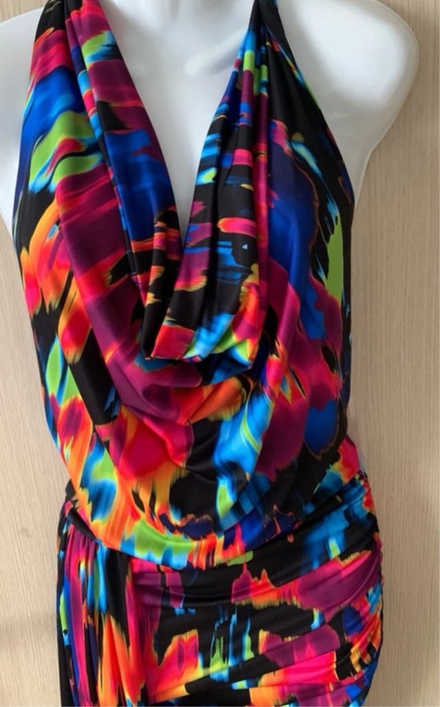 Vestito asimmetrico sfumato nuovo