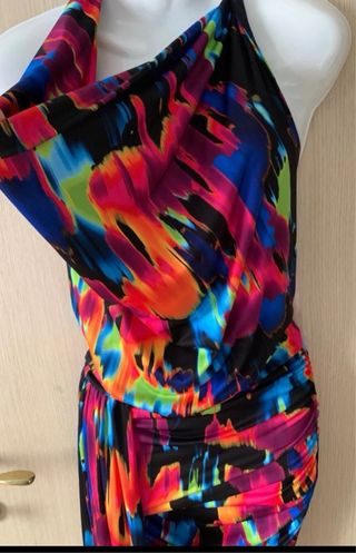 Vestito asimmetrico sfumato nuovo