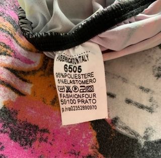 Vestito asimmetrico sfumato nuovo