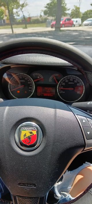 Limpieza de coches a domicilio 