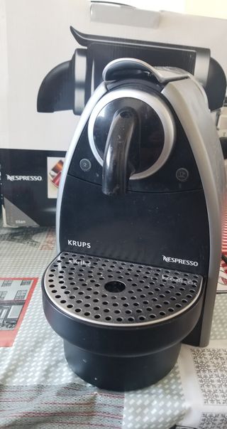Cafetera KRUPS Nespresso 