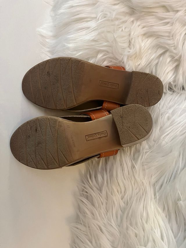 Sandalias de piel naranja y tacon 5 cm