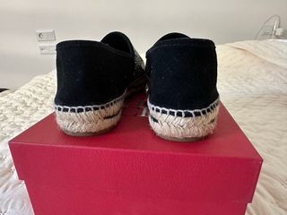 Carolina Herrera slip on black and silver 
