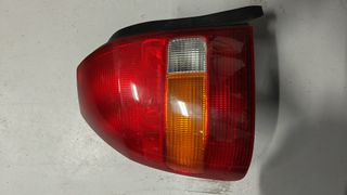 Honda civic faro derecho trasero