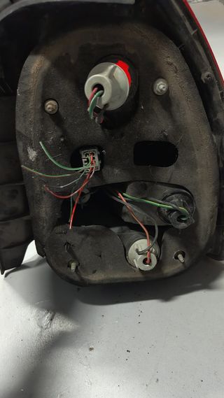 Honda civic faro derecho trasero